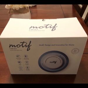 Brand New Motif Twist Breastpump